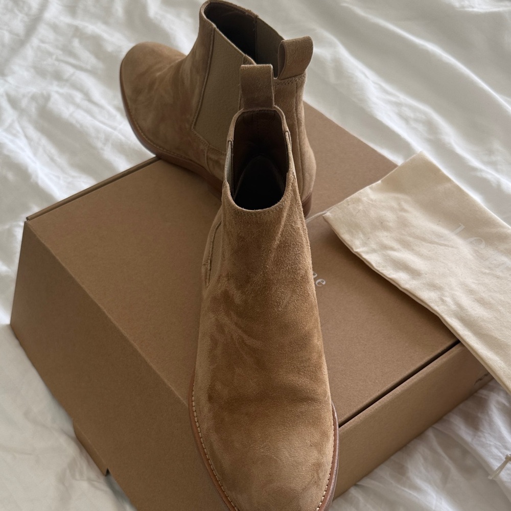 Jenni Kayne Camel Suede Chelsea Boots- like new - Picture 4 of 5
